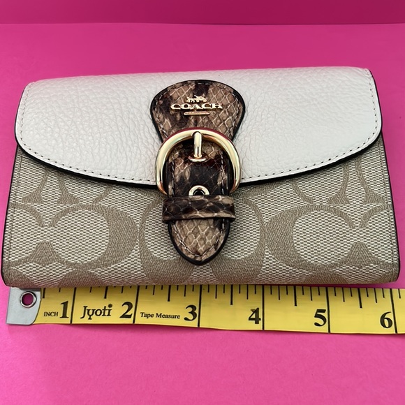 Coach Wallet - Picture 10 of 11